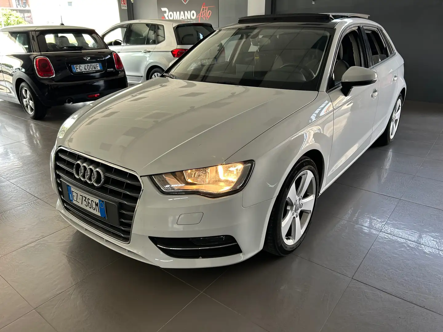 Audi A3 A3 Sportback 1.6 tdi Attraction-SOLO ESPORTAZIONE - 2