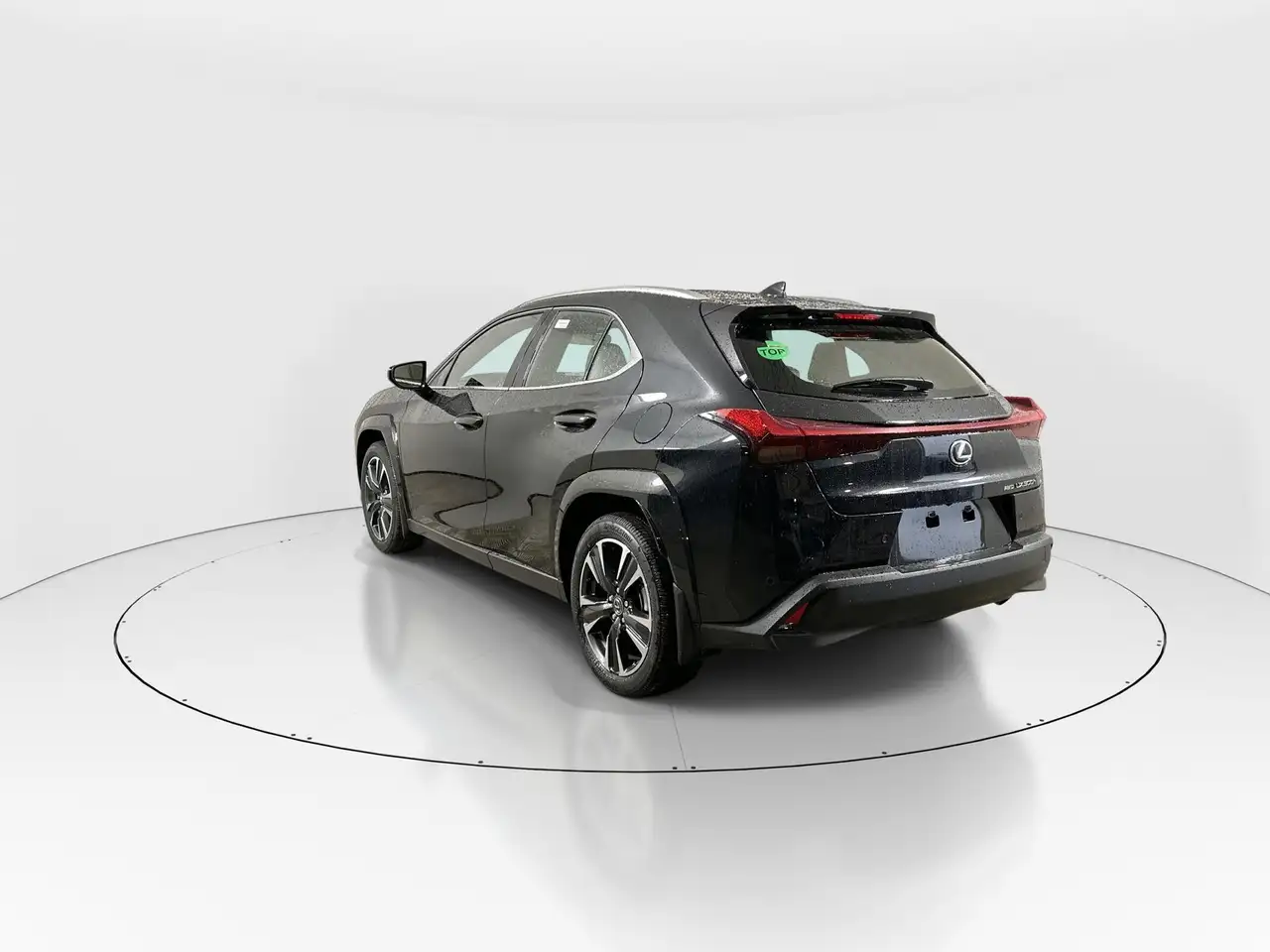 Lexus UX 300h снимка Lexus UX 300h