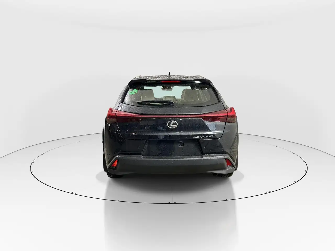 Lexus UX 300h снимка Lexus UX 300h