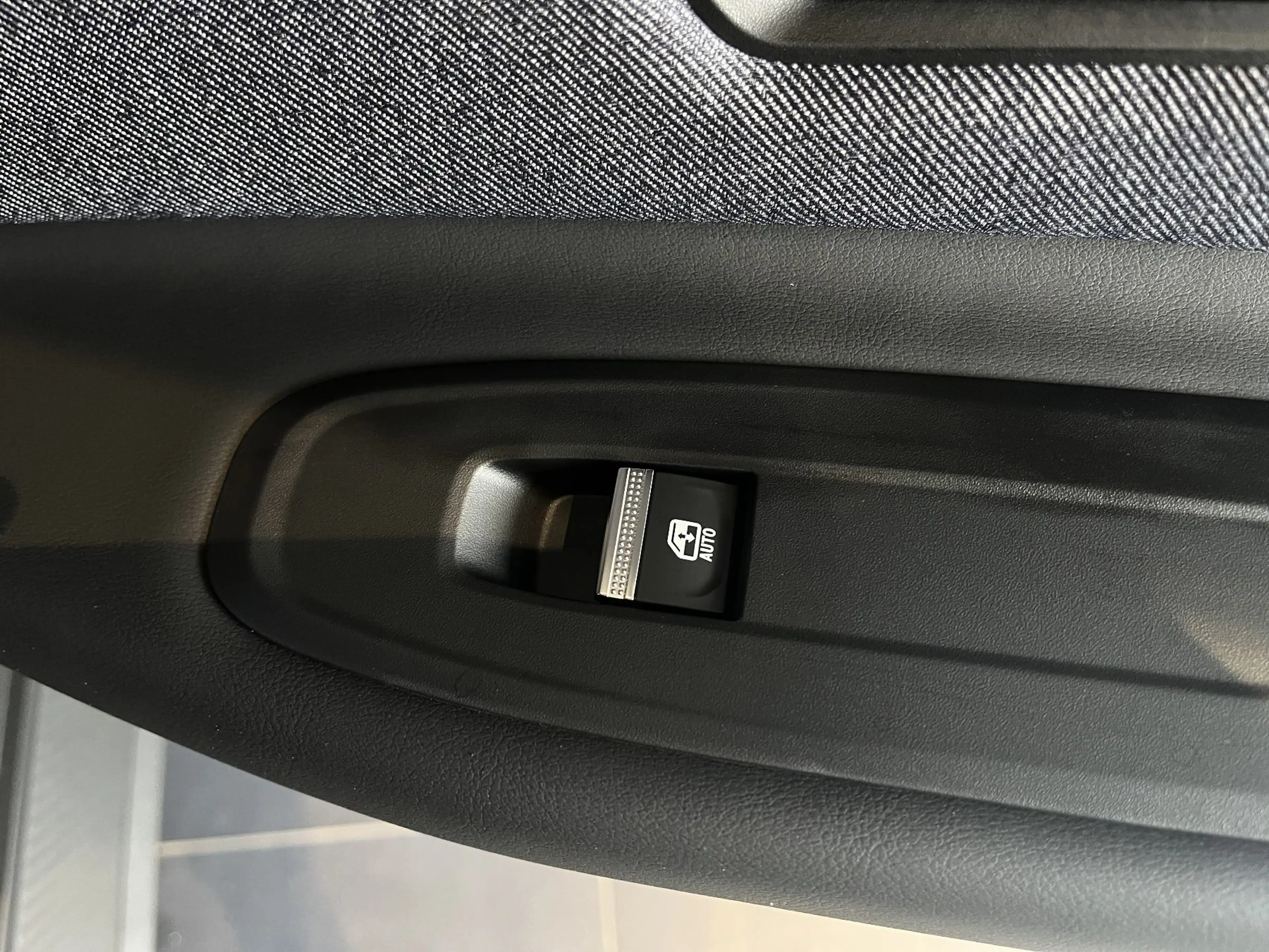 Renault R 5 E-Tech elektrisch Techno 150 Comfort Range — photo 6