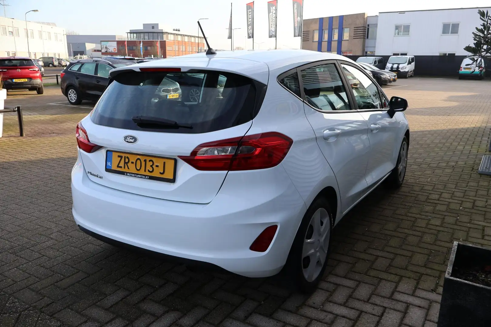 Ford Fiesta 1.1 Trend Navi | DAB | CArplay | Cruise | NL-Auto Wit - 2