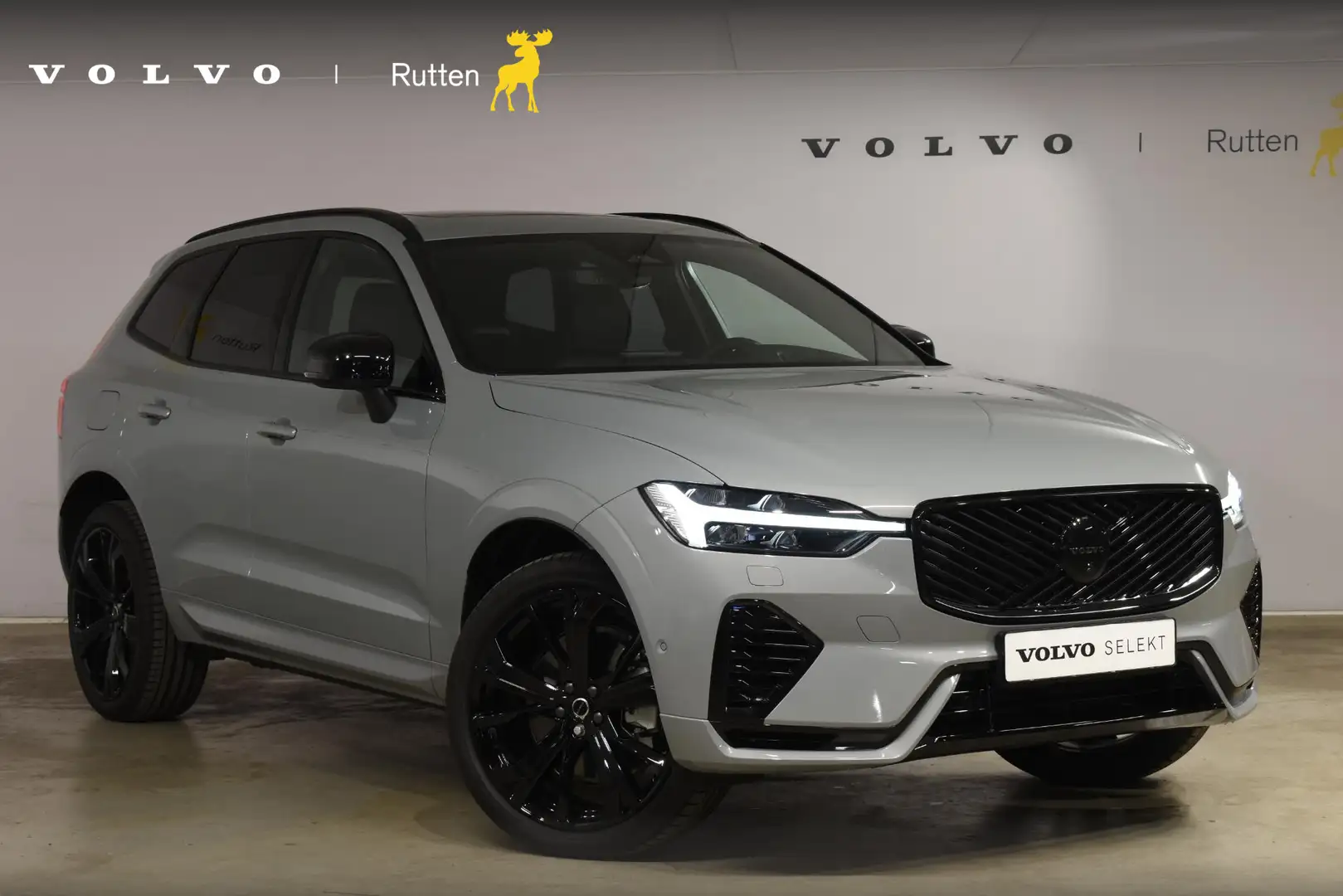 Volvo XC60 T6 350PK Plug-in Hybrid AWD Plus Black Edition / 3 Gris - 1