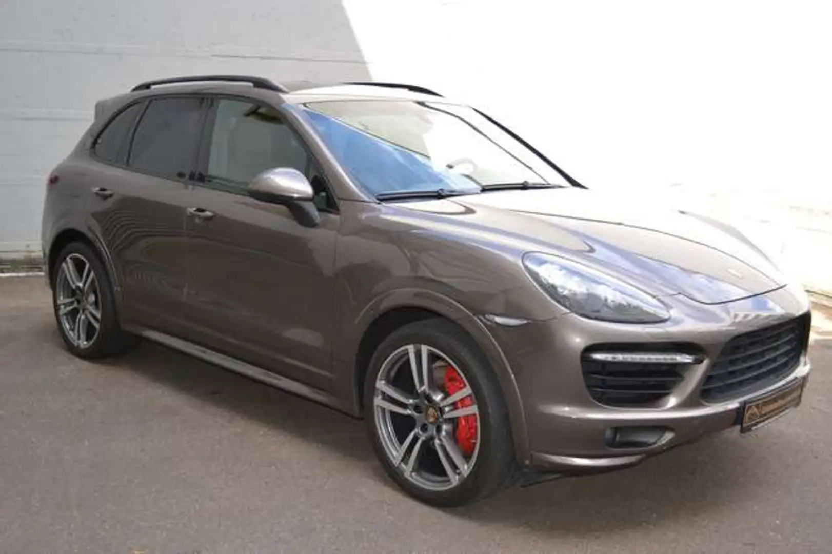 Porsche Cayenne GTS Tiptronic S Braun - 1