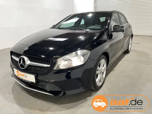 Mercedes-Benz A 180 BlueEfficiency EU6 Teilleder Klima Navi PDCv+h
