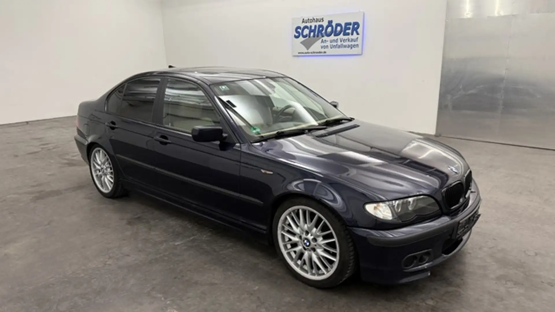 BMW 325 325i Lim. Aut. *H&K*PDC*CarPlay*SHZ*Schiebedach* Blau - 2
