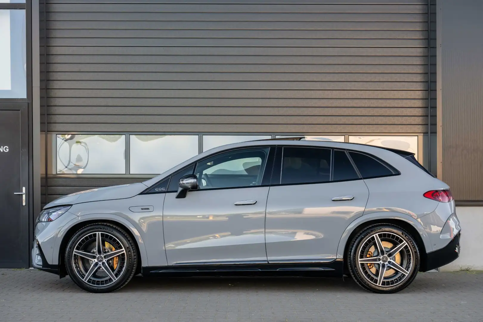Mercedes-Benz EQE 53 SUV AMG 4MATIC+ 626PK|Keramische remmen|UNIEK!|All Grau - 2