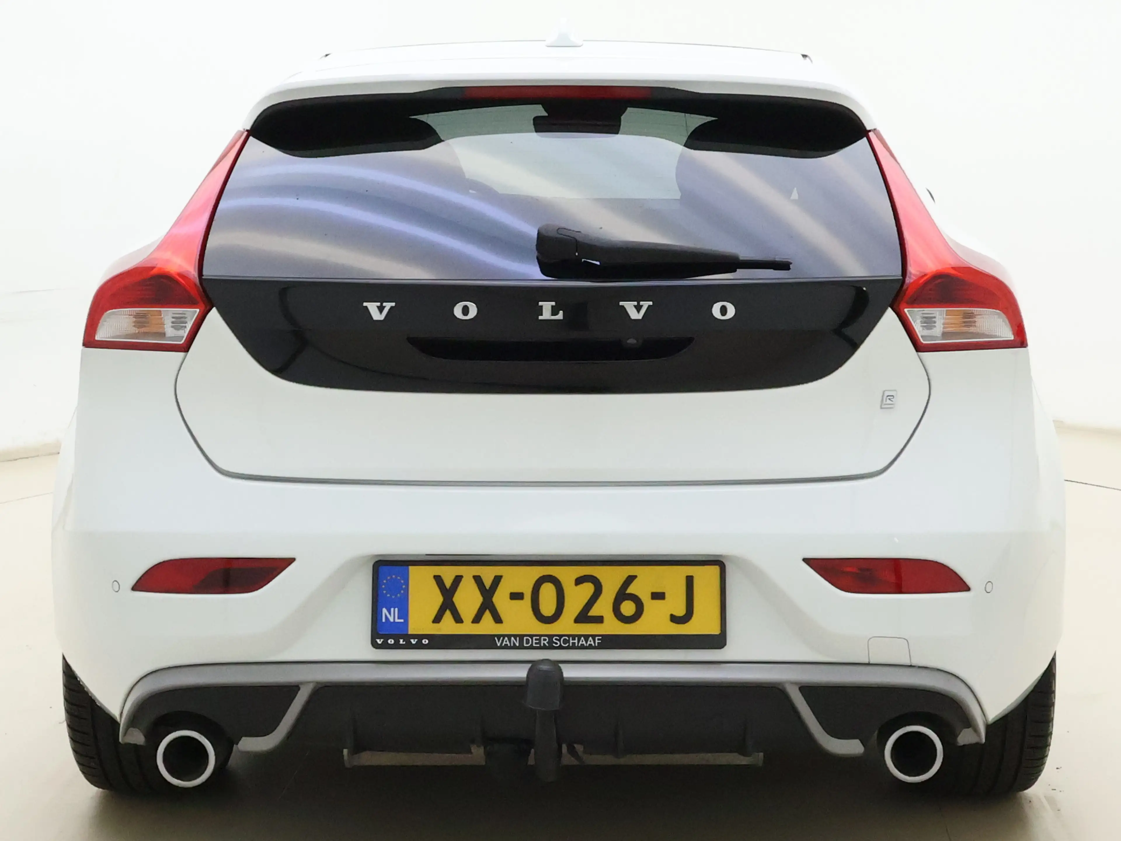 Volvo V40 T3 152PK Polar+ Sport / 18 inch velgen / H&K audio — photo 7