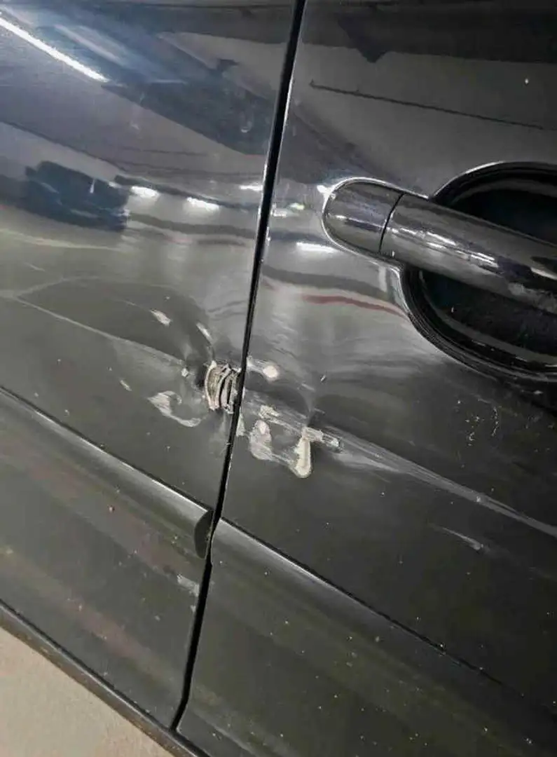 Volkswagen Golf VW Golf 5 1.6 Benzin Negro - 2
