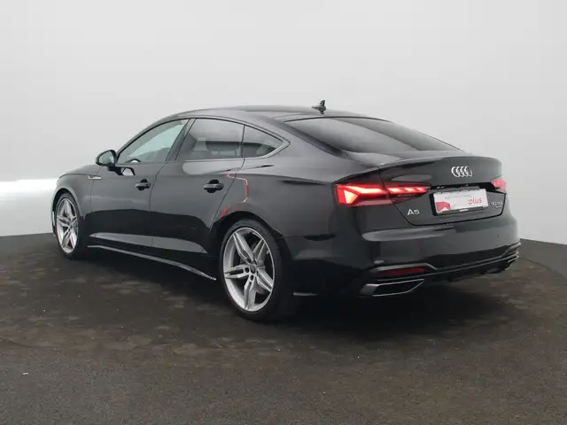 Audi A5 view 5