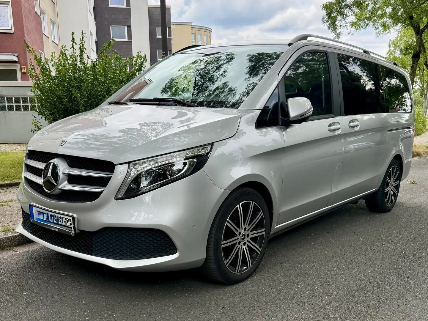 Mercedes-Benz V 250 Edition lang - Standheizung, Leder, Panoramadach Серебристый - 1