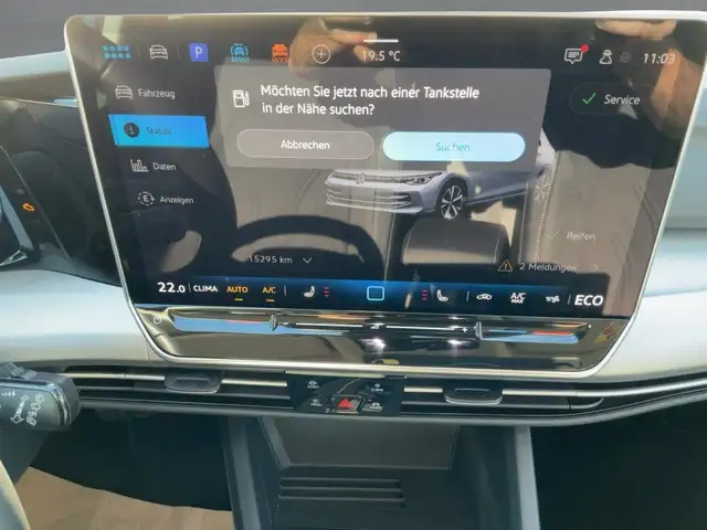 Volkswagen Golf view 11