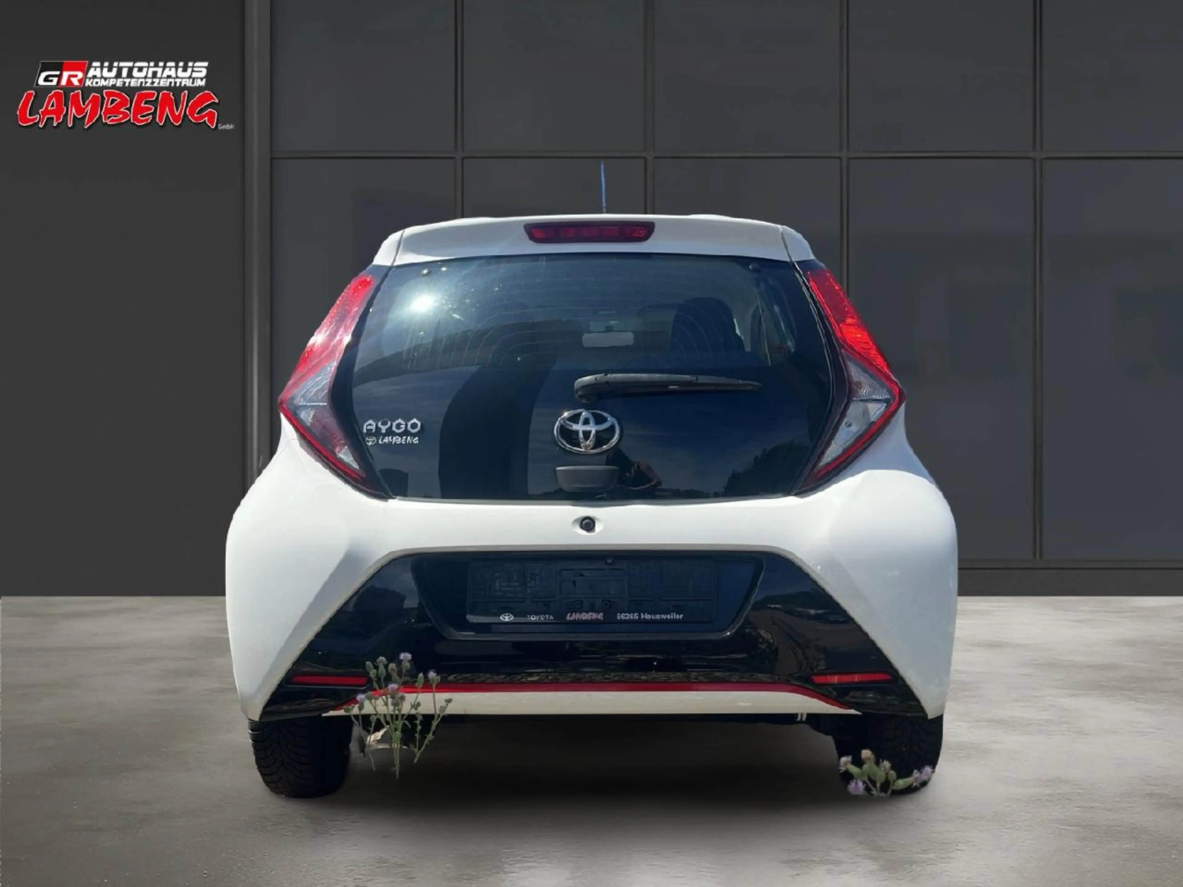 Toyota Aygo x-play connect — photo 4