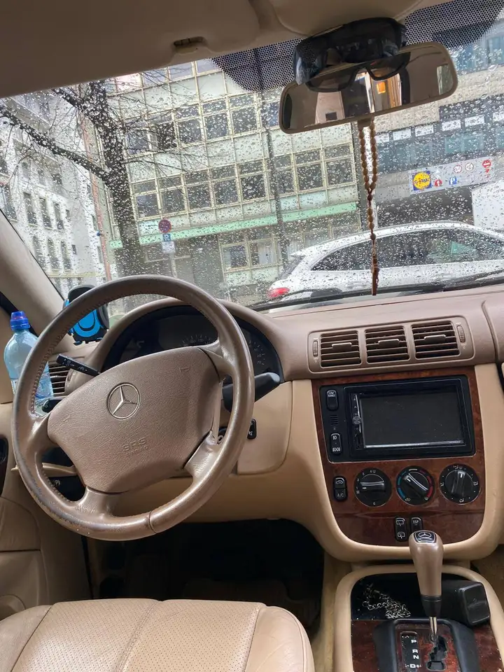 Mercedes-Benz ML 320, foto 2