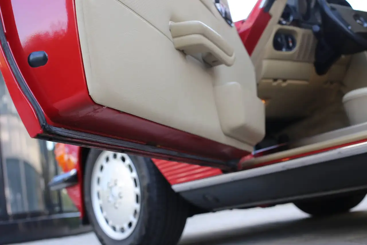 Mercedes-Benz SL 300 R107, foto 8
