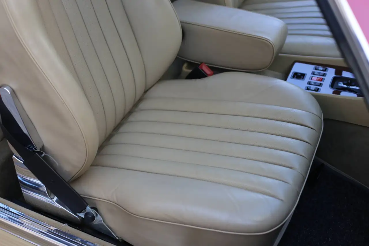 Mercedes-Benz SL 300 R107, foto 10