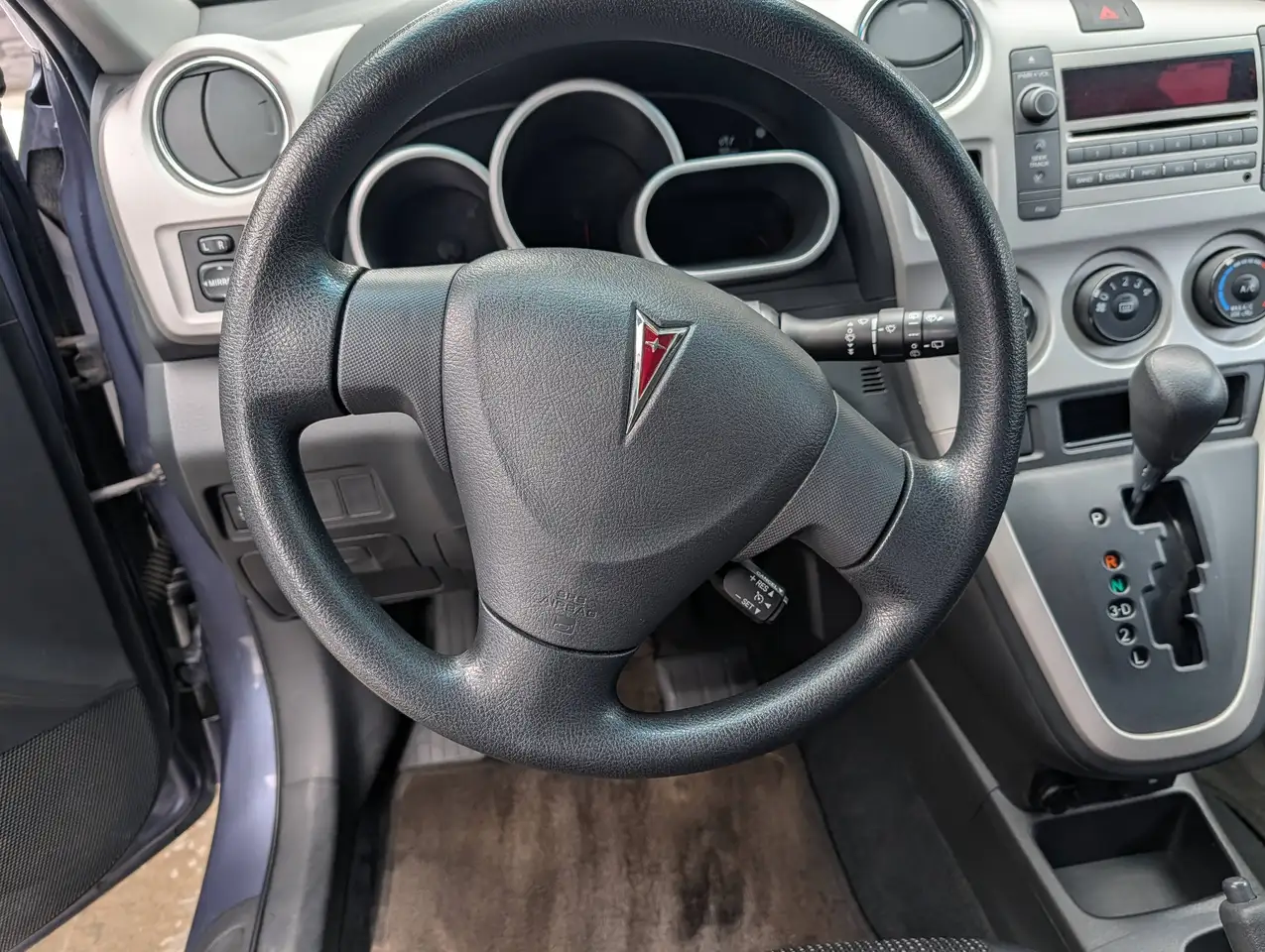 Pontiac Vibe снимка Pontiac Vibe