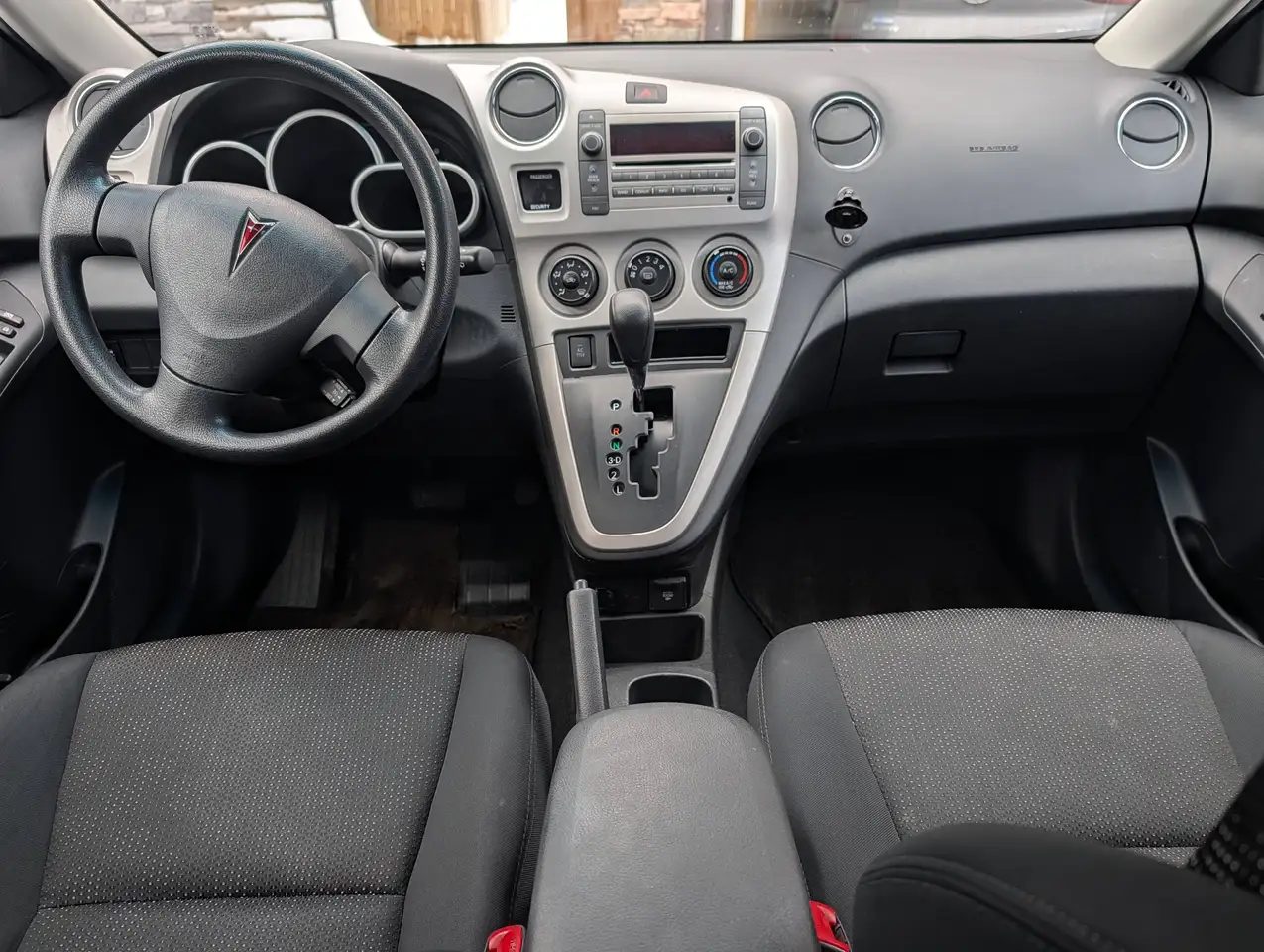 Pontiac Vibe снимка Pontiac Vibe