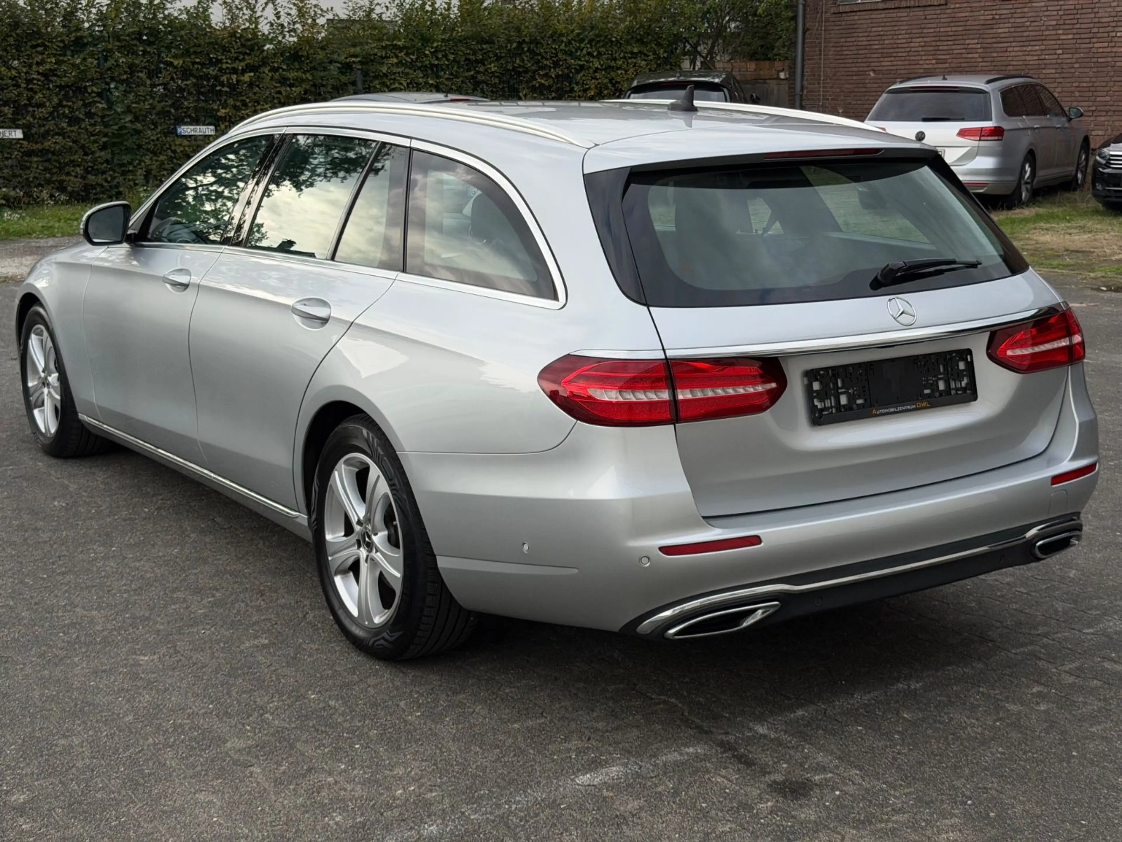 Mercedes-Benz E 220 d T Avantgarde TEMPO|SPUR|KAM|LED|CARPLAY — photo 5