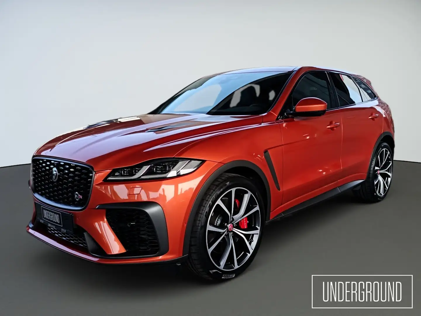 Jaguar F-Pace SVR P550 AWD Aut. Orange - 1