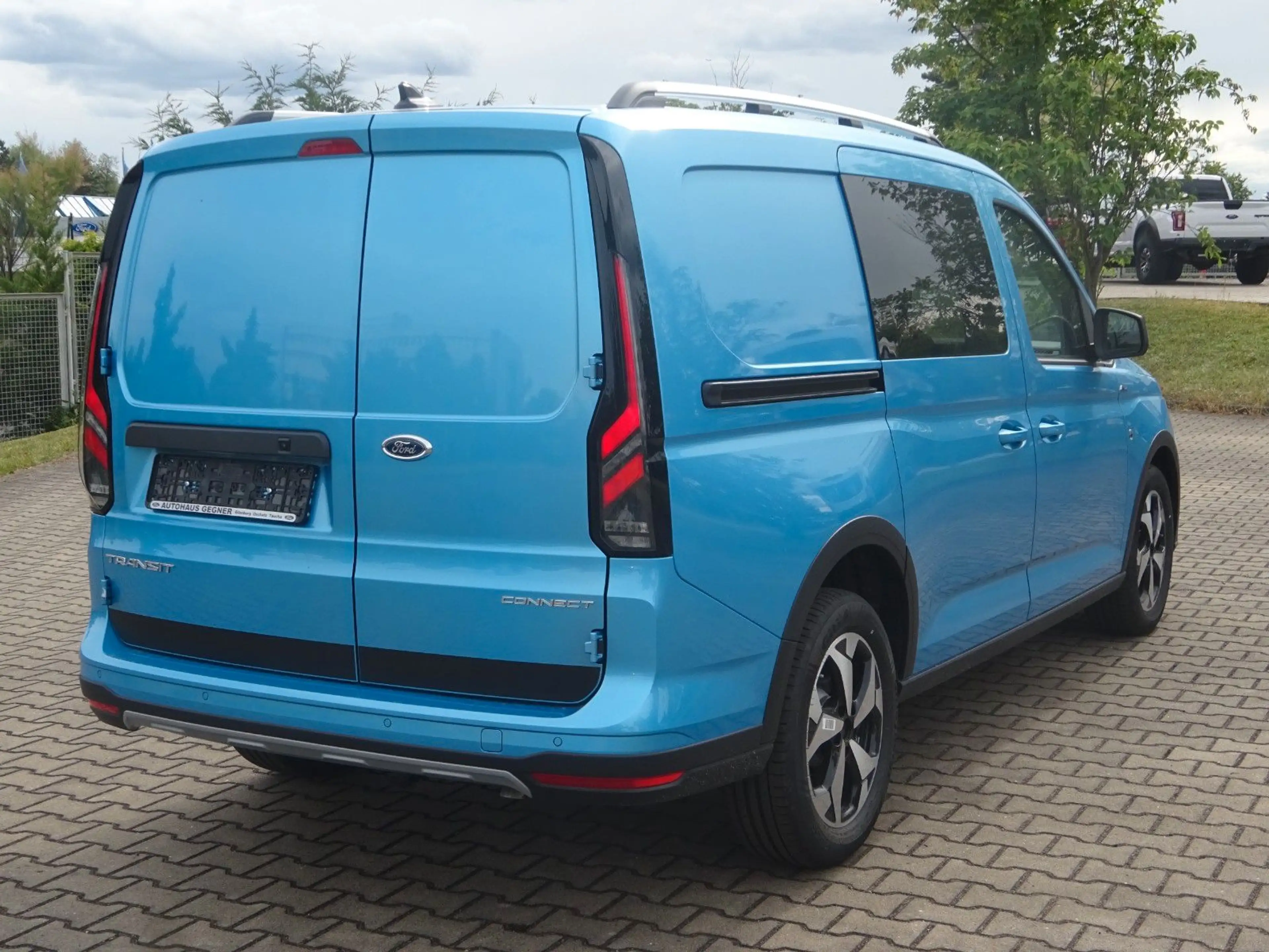 Ford Transit Connect L2 FlexCab Active AT AHK Stndhz — photo 8