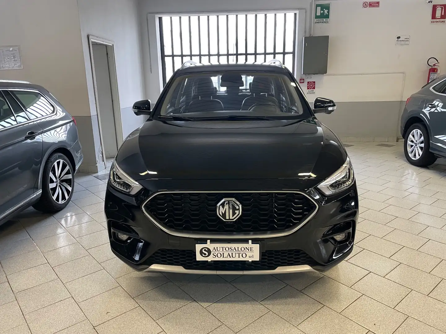 MG ZS ZS 1.5 Luxury Pelle Navy Nero - 2
