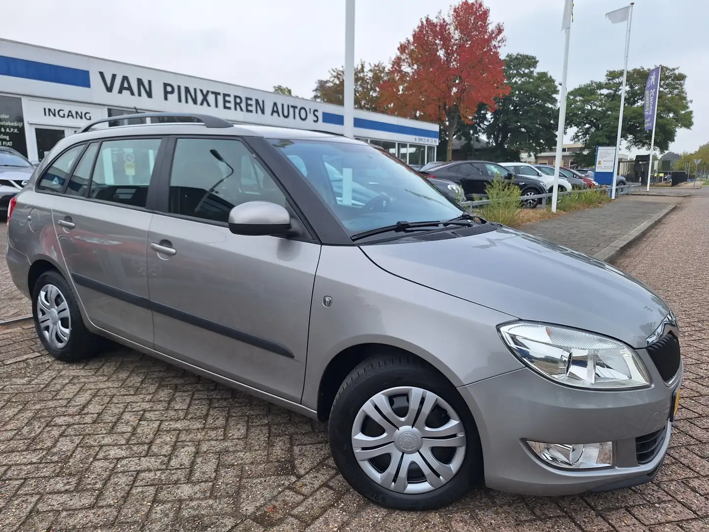 Skoda Fabia Combi 1.2 TSI Greentech Ambition TREKHAAK Beige - 1