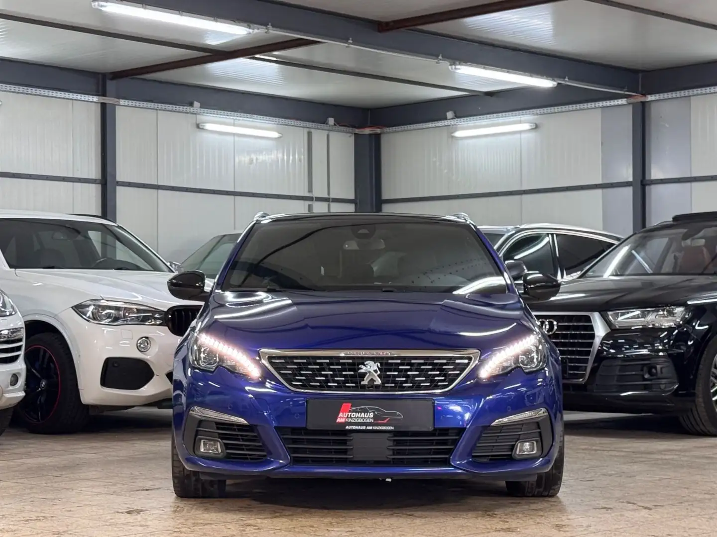 Peugeot 308 SW Allure GT LINE*PANO*DENON*APPS*LANE*1.HND Blauw - 2
