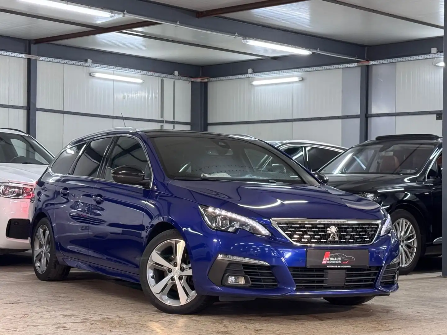 Peugeot 308 SW Allure GT LINE*PANO*DENON*APPS*LANE*1.HND Blauw - 1