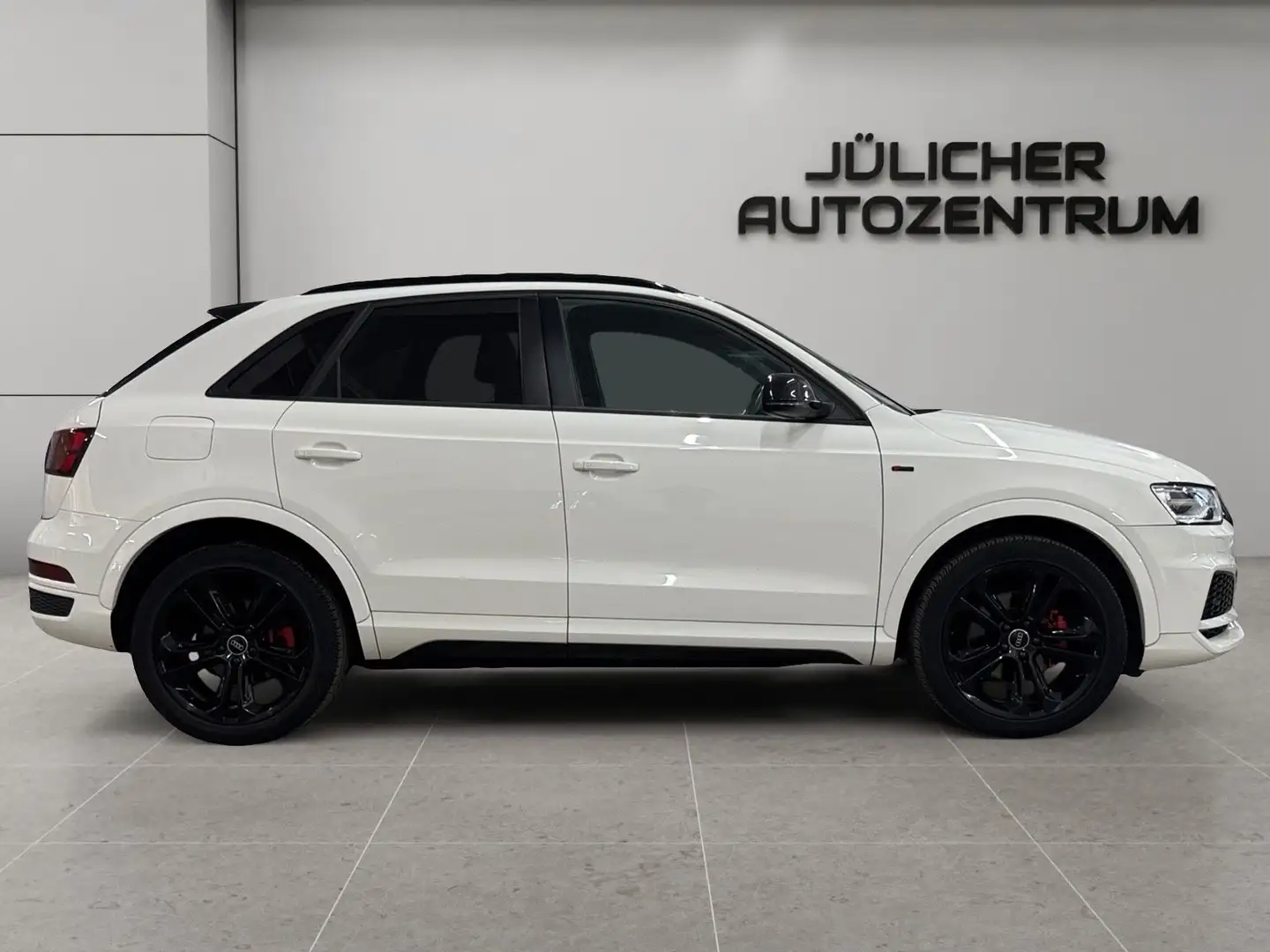 Audi Q3 40 TFSI Automatik S-Line, Tüv/Au + Insp Neu Wit - 2