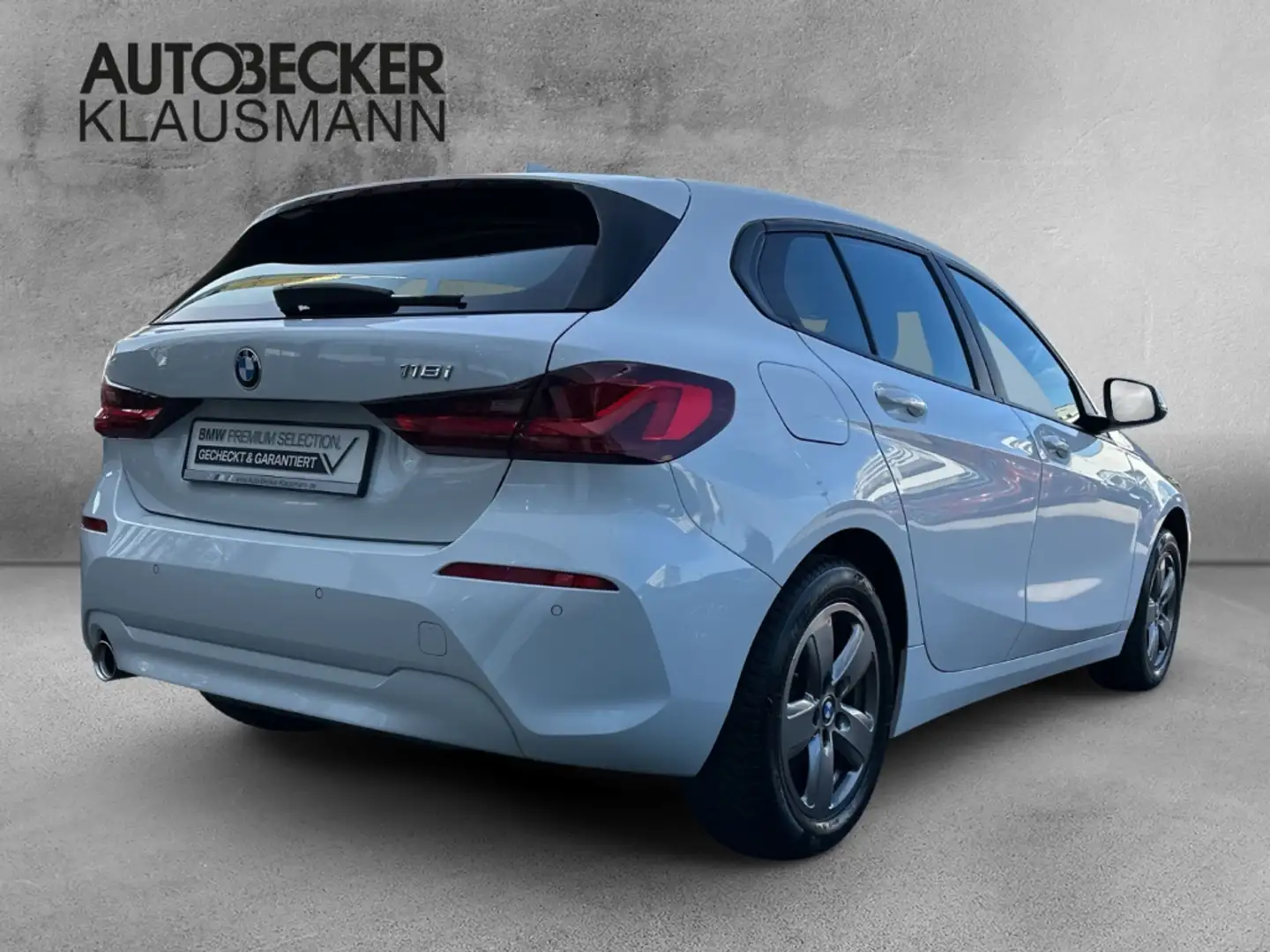 BMW 118 i ADVANTAGE LC PROF NAVI LED PDC WLAN Blanc - 2