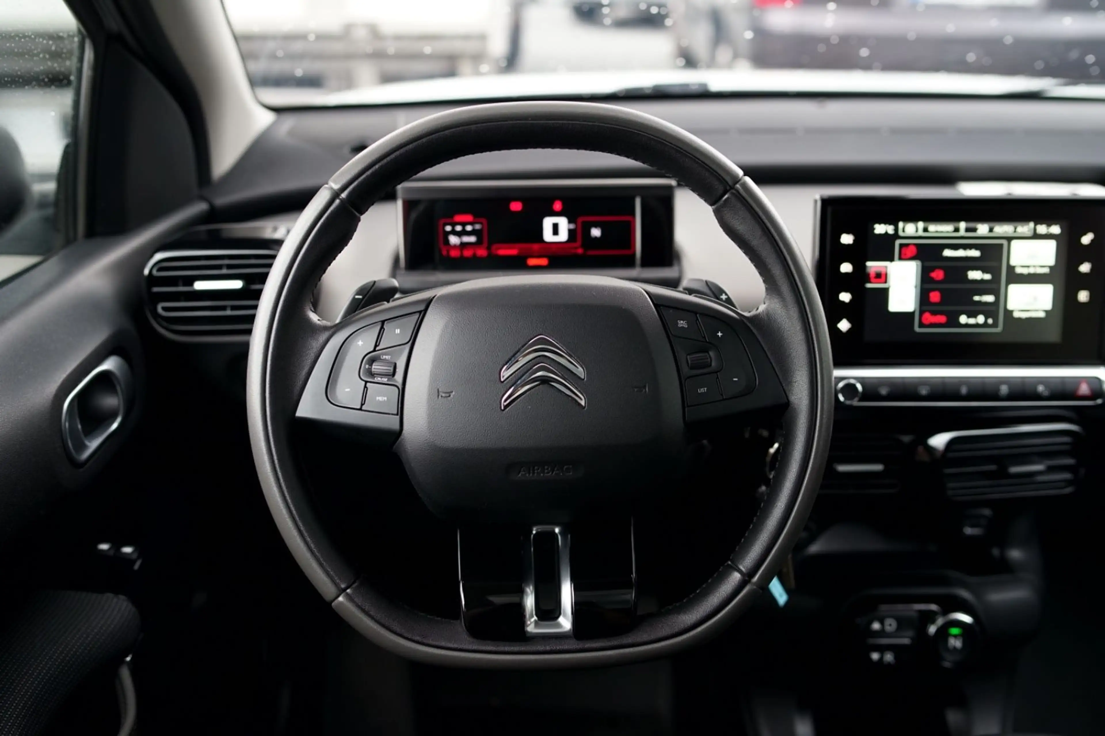 Citroen C4 Cactus Shine Standheizung Kamera Tempomat Nav — photo 15