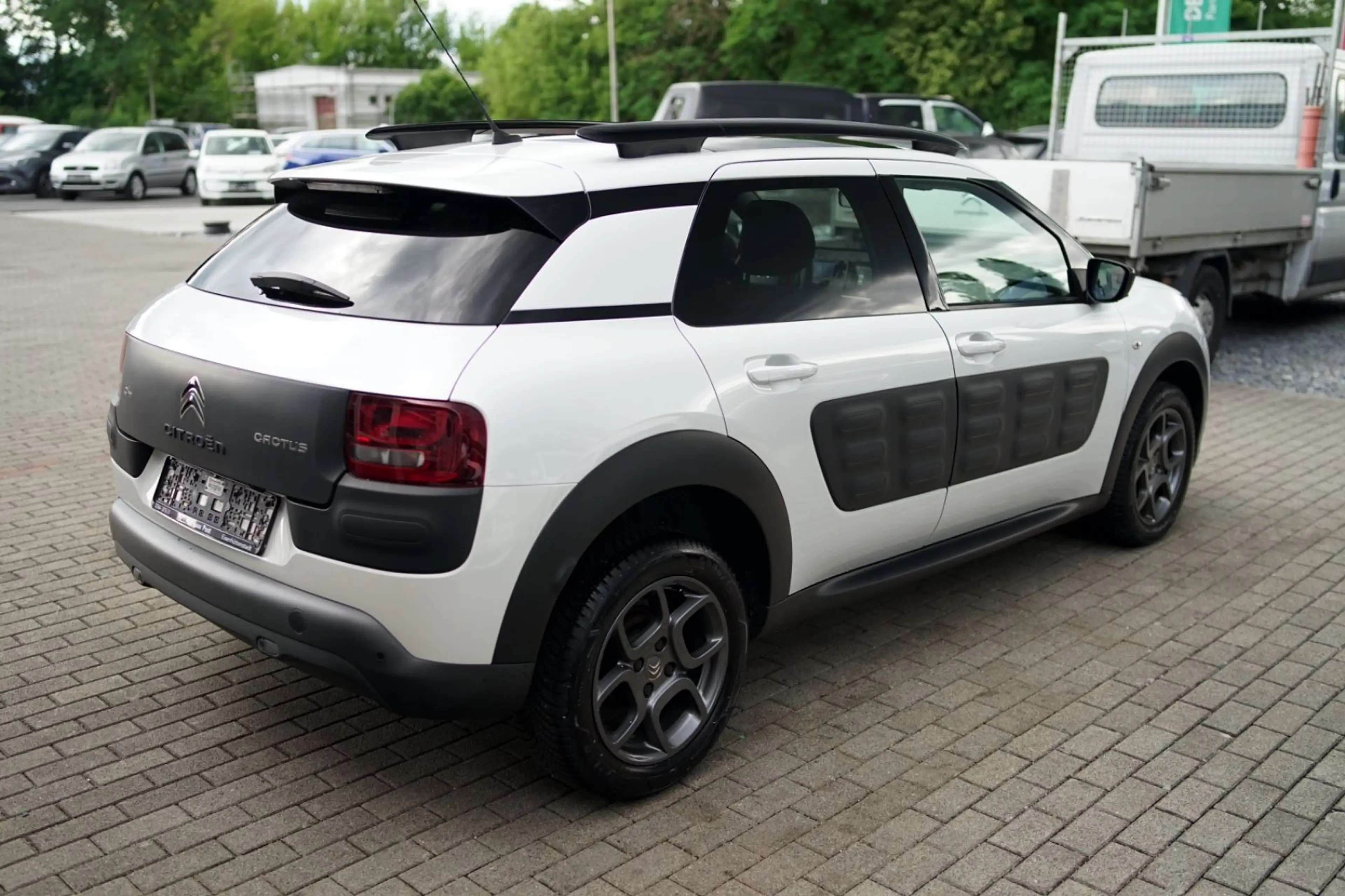 Citroen C4 Cactus Shine Standheizung Kamera Tempomat Nav — photo 4