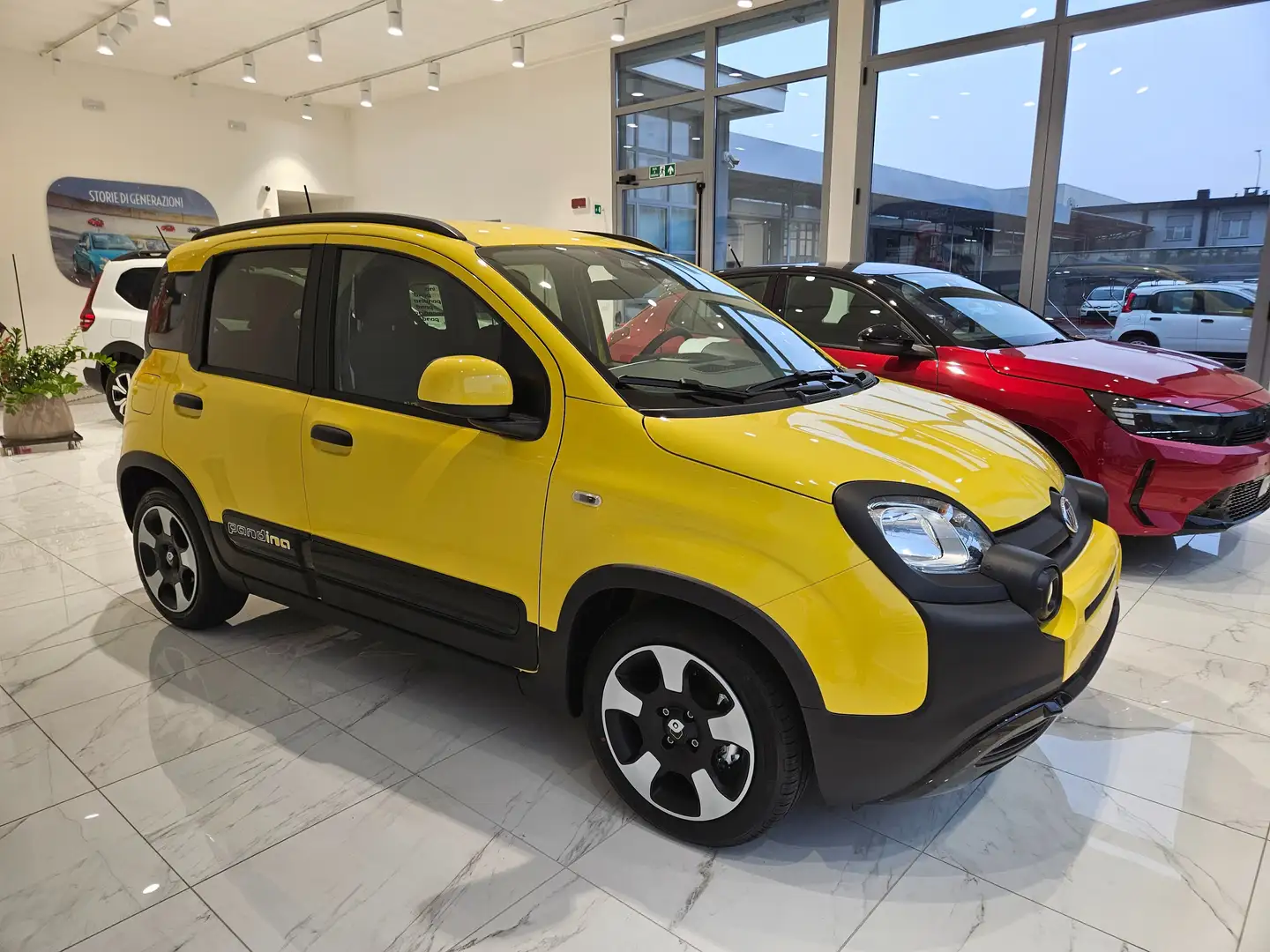 Fiat New Panda Pandina 1.0 firefly hybrid s&s 70cv Giallo - 1