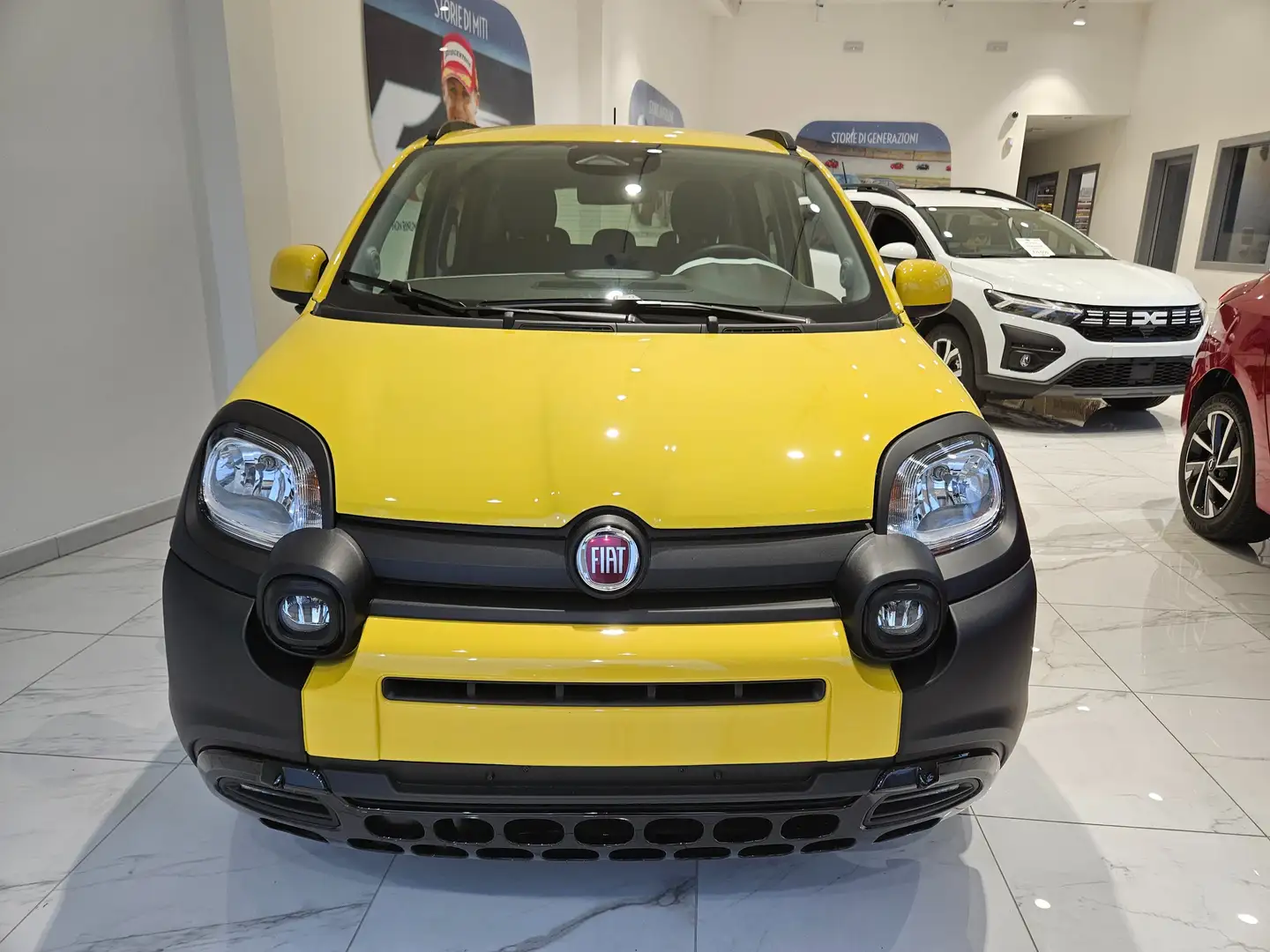 Fiat New Panda Pandina 1.0 firefly hybrid s&s 70cv Giallo - 2