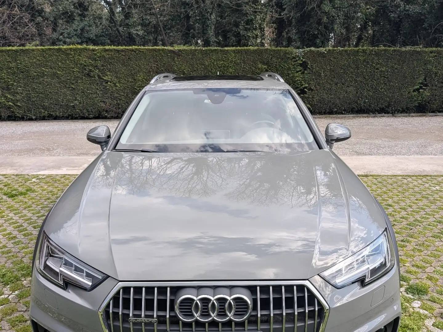 Audi A4 allroad Quattro 3.0 v6 Business Evolution tetto matrix Gris - 1