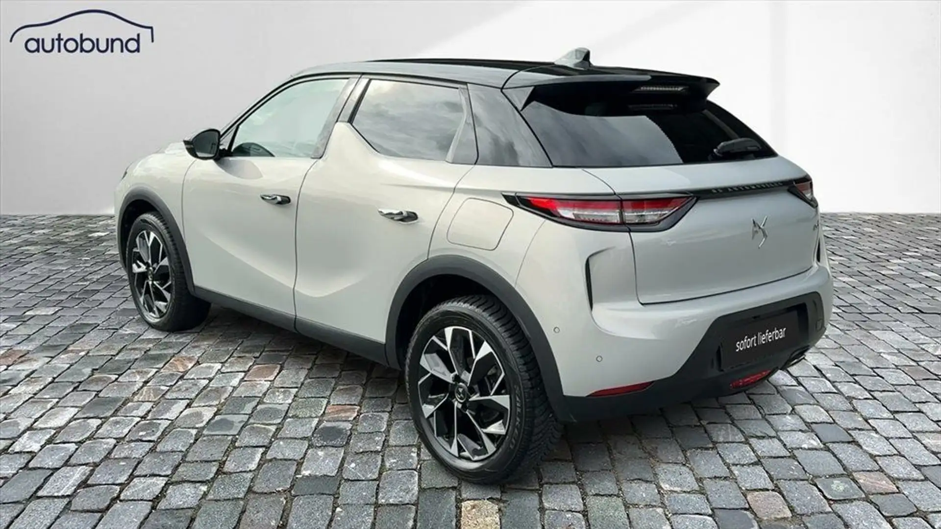 DS Automobiles DS3 1,2 PT 130 Automatik HeadUp Navi Kamera SHZ Grau - 2