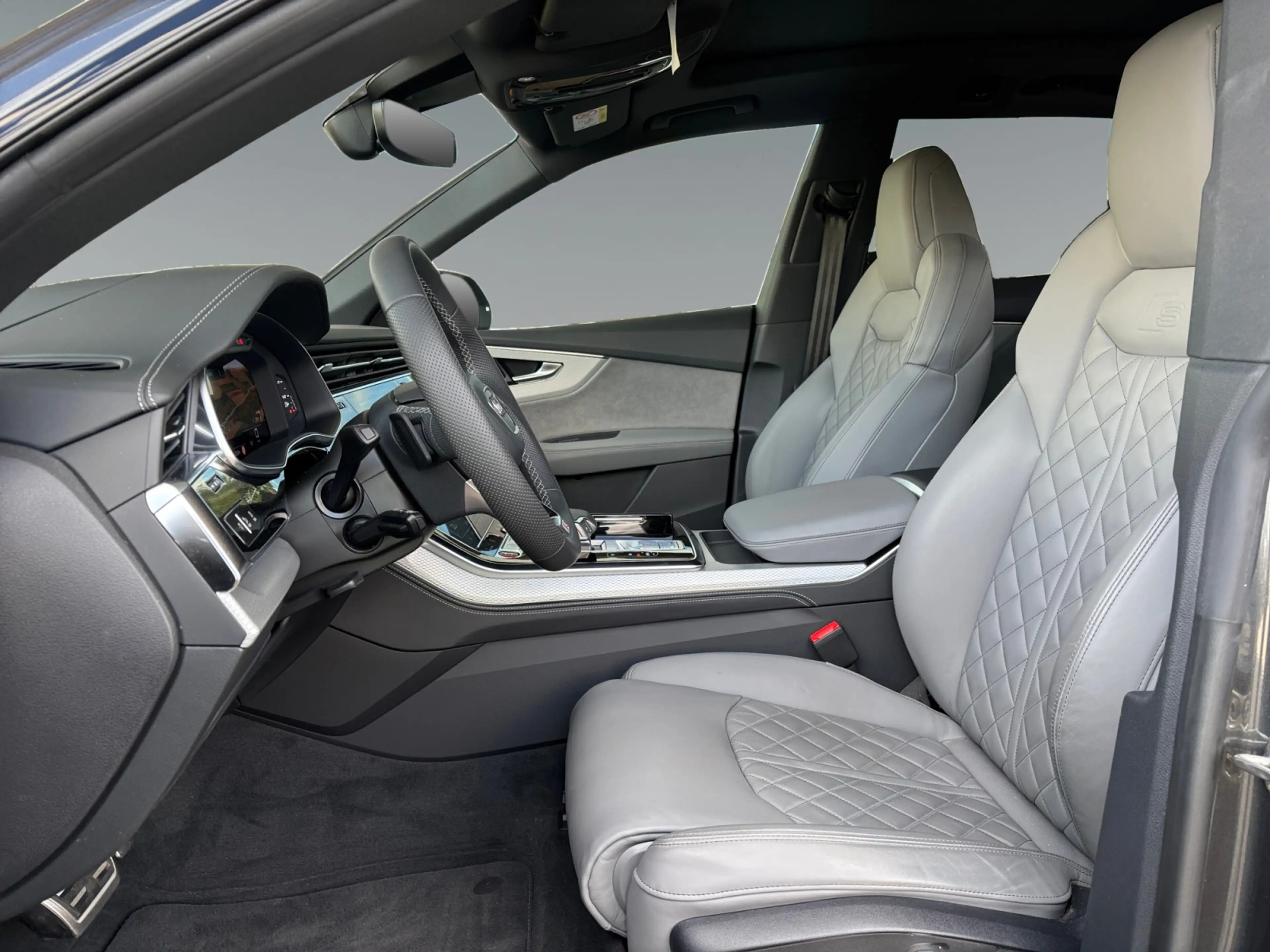 Audi SQ8 4.0 TFSI q. AHK S Sportsitze+Pano HUD Matrix — photo 6