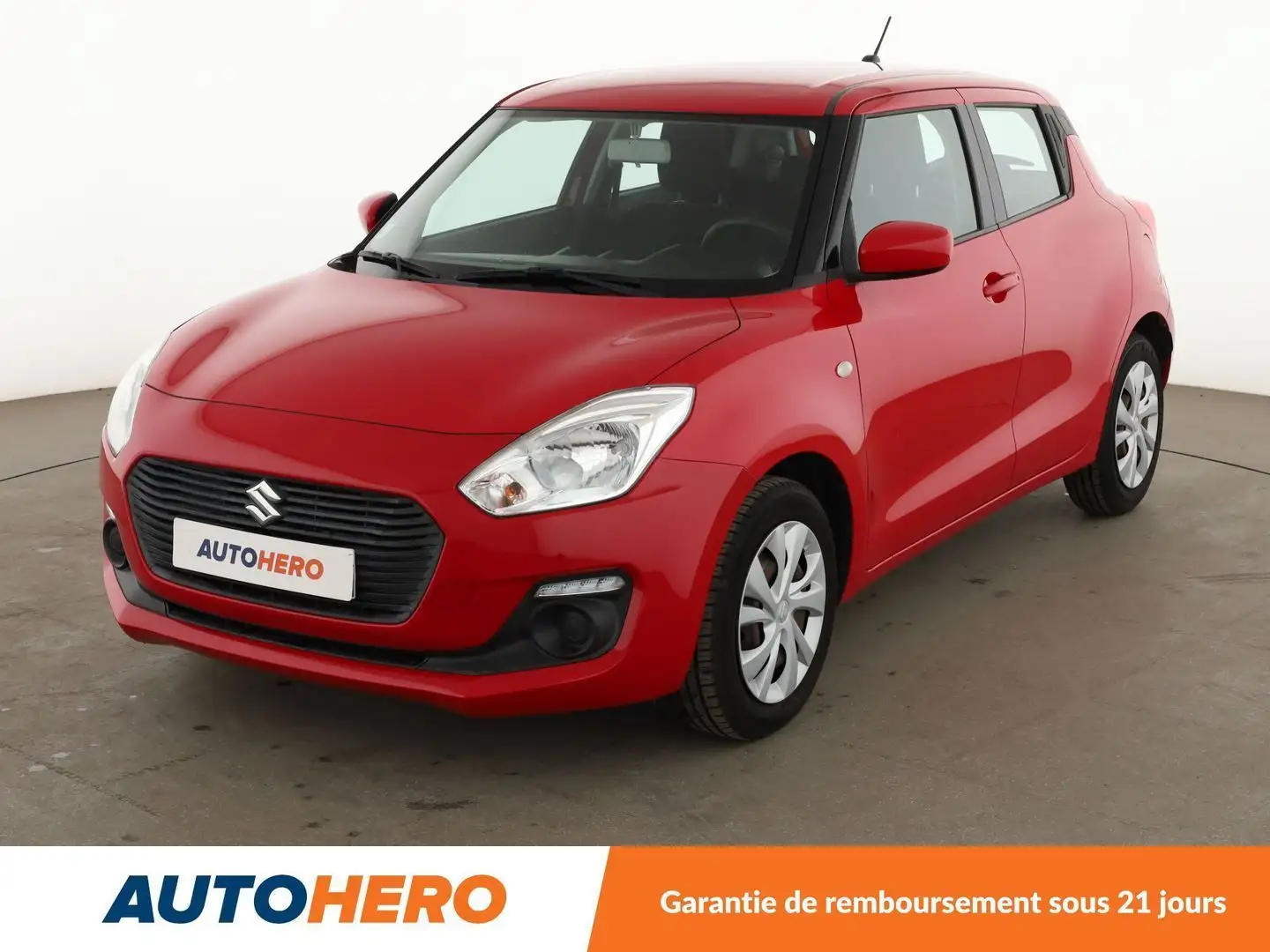 Suzuki Swift 1.2 DualJet Avantage Rouge - 1