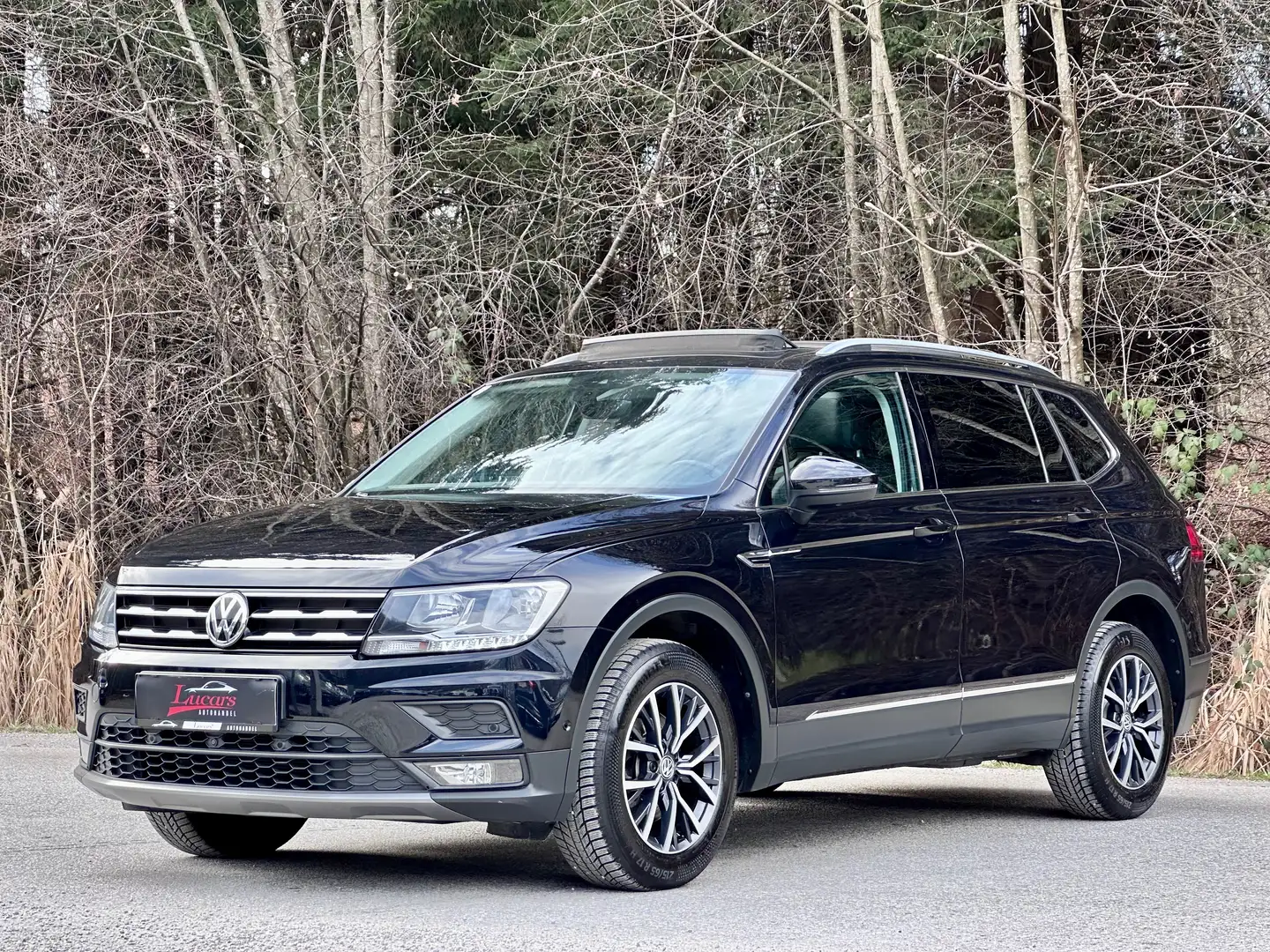 Volkswagen Tiguan Allspace Highline Aut. ACC*PANO*AMBIENTE*LEDER*360*NAVI*LED Schwarz - 1
