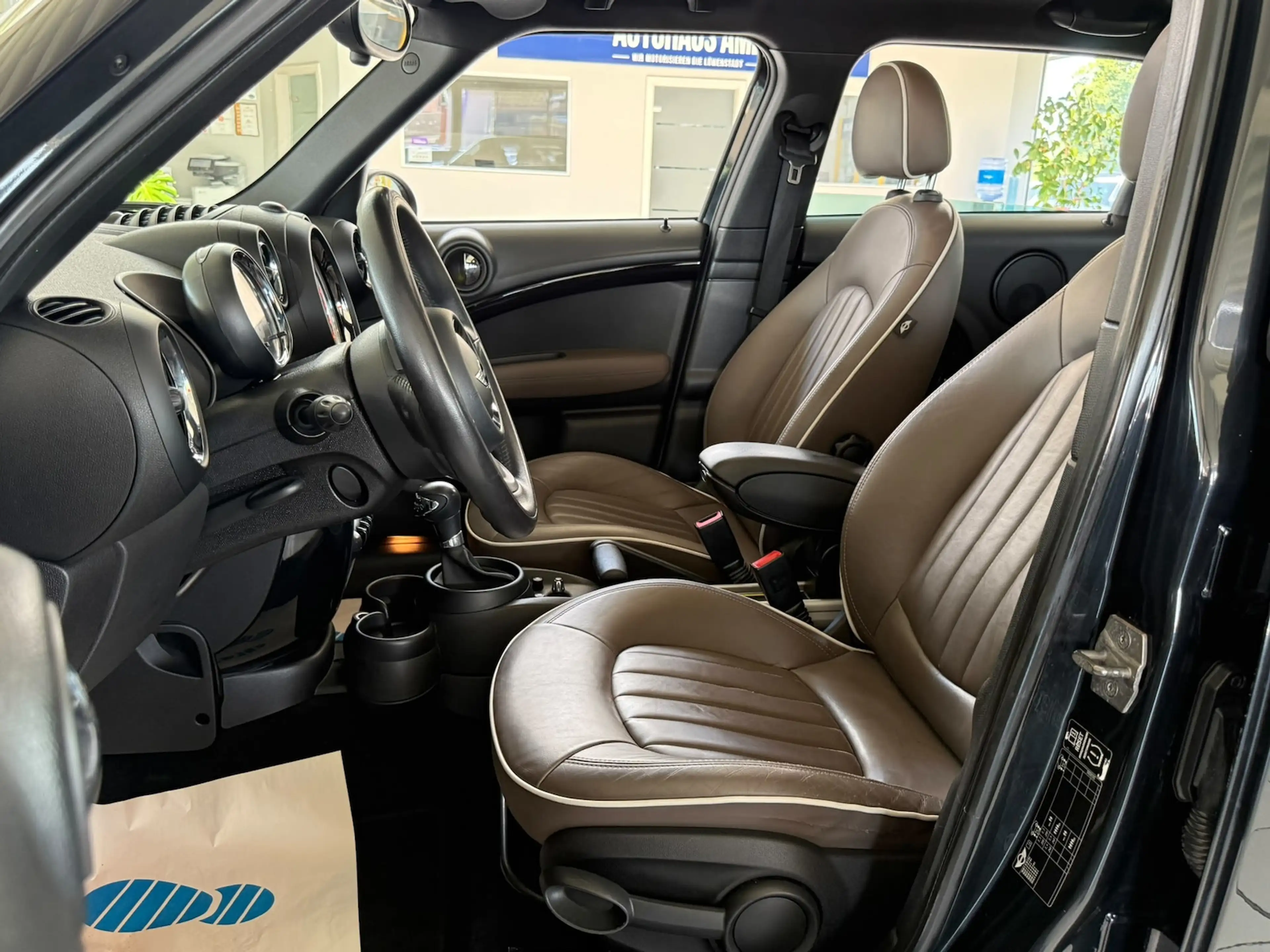 MINI Cooper D Countryman Aut. Leder Navi Pano GRA — photo 10