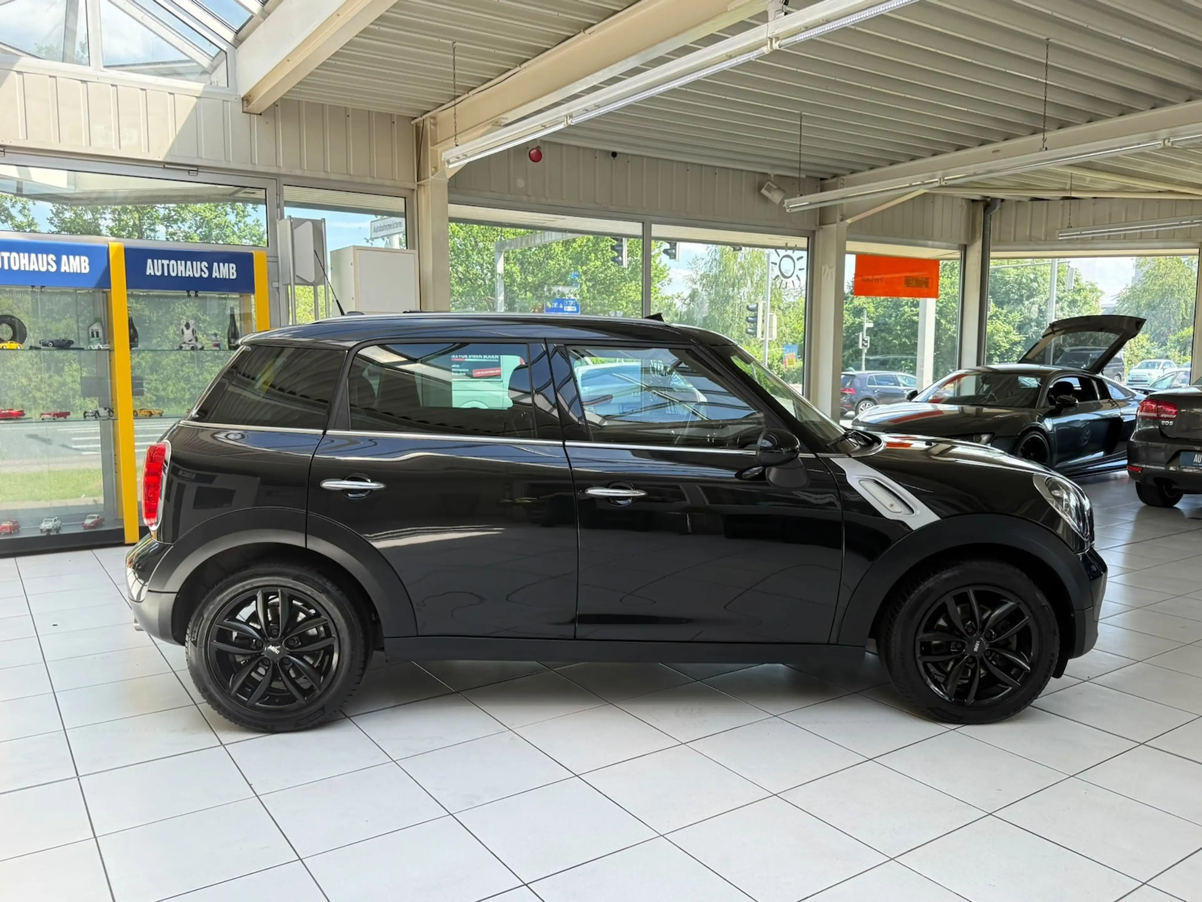 MINI Cooper D Countryman Aut. Leder Navi Pano GRA — photo 6
