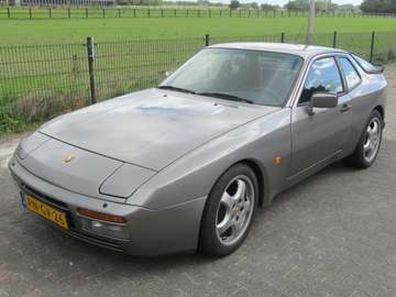 944 2.5 Turbo