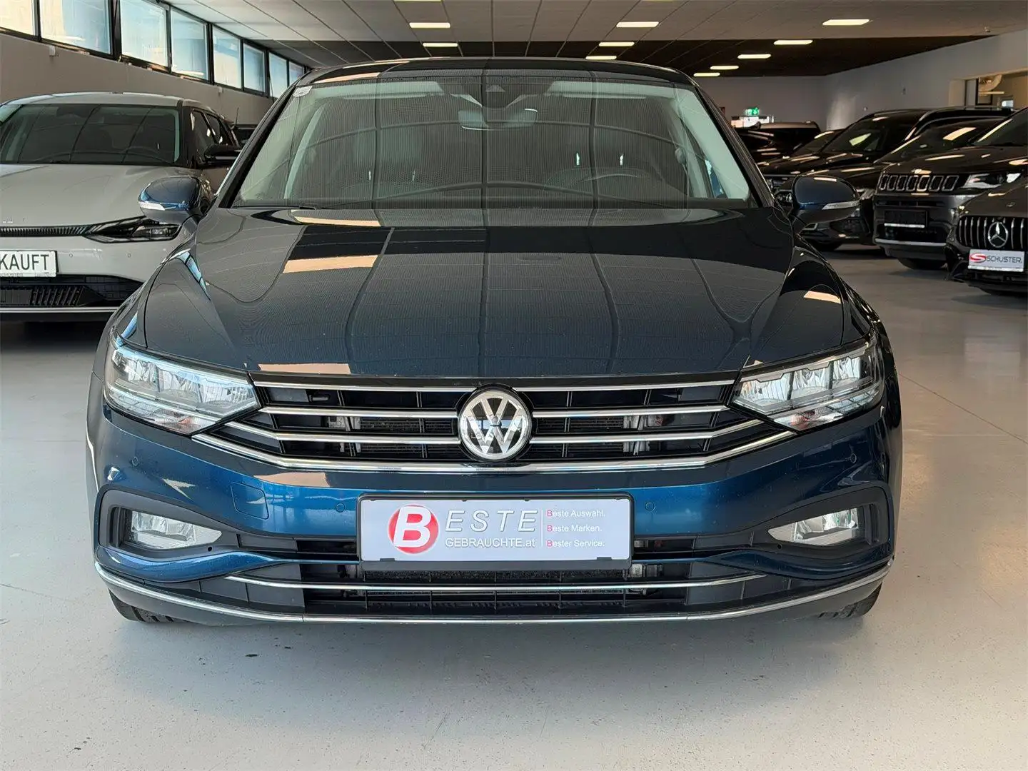 Volkswagen Passat 2,0 TDI Limo Elegance Blau - 2