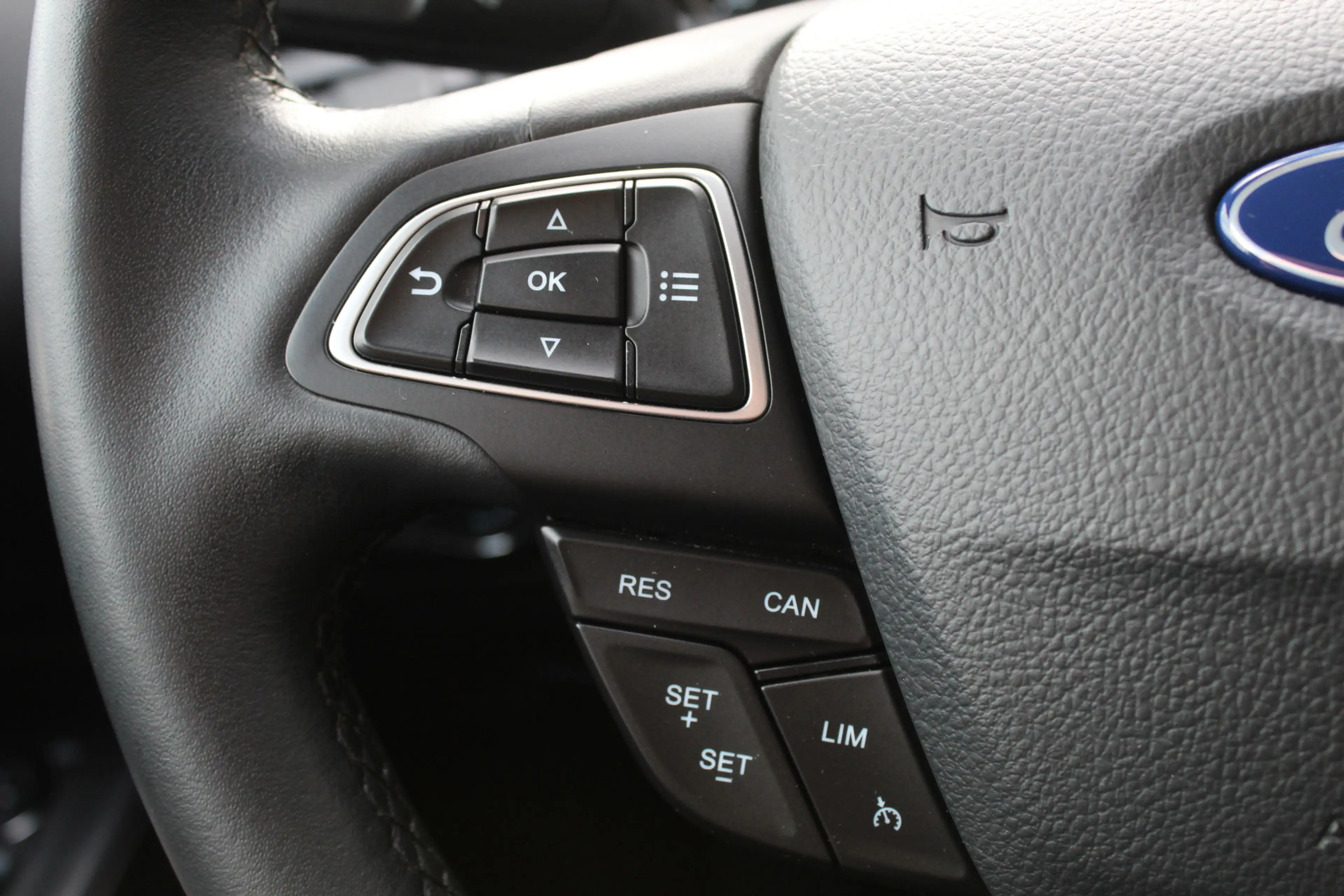 Ford EcoSport 1.0 EcoBoost Trend Ultimate / Carplay / Trekhaak / — photo 15