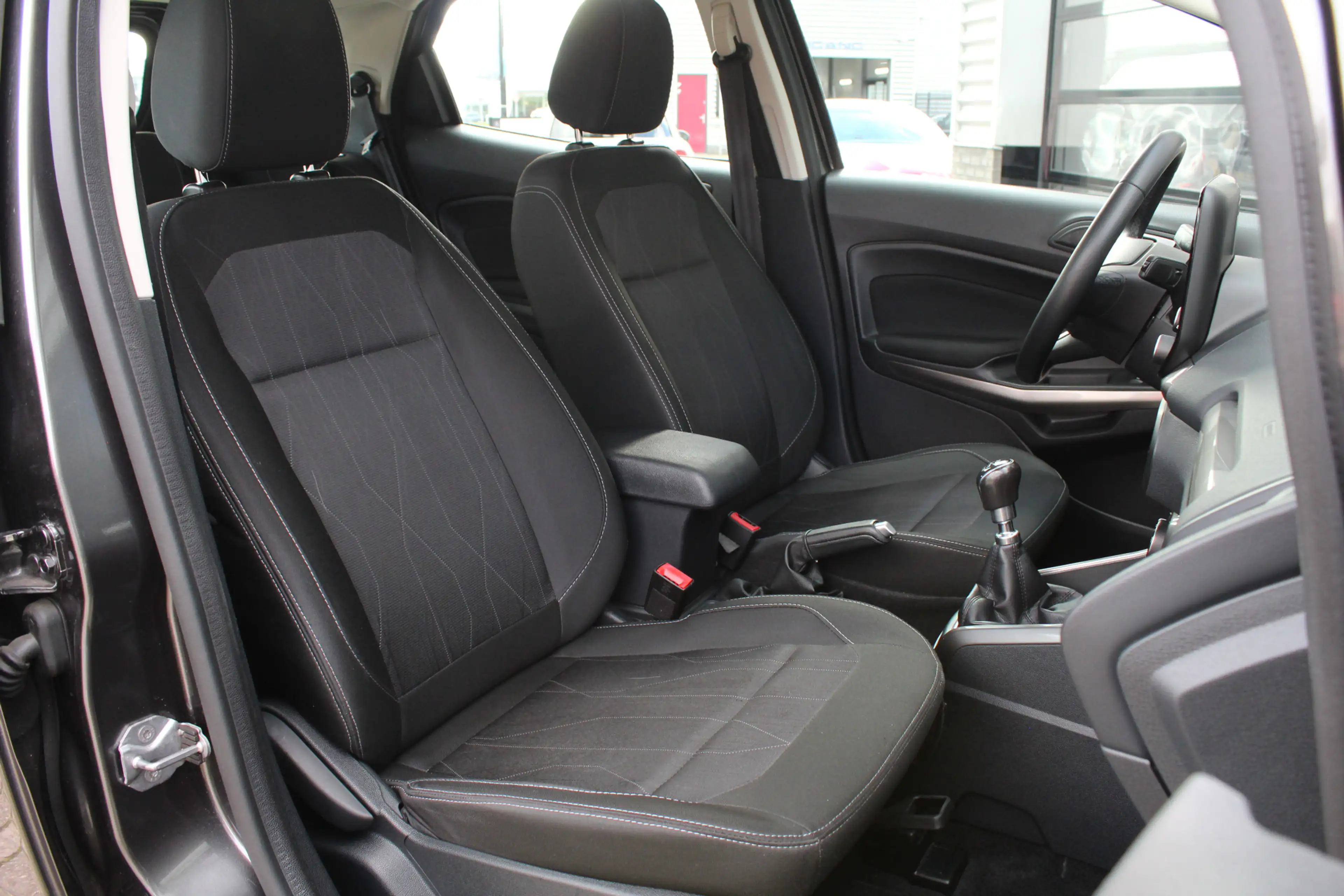 Ford EcoSport 1.0 EcoBoost Trend Ultimate / Carplay / Trekhaak / — photo 10