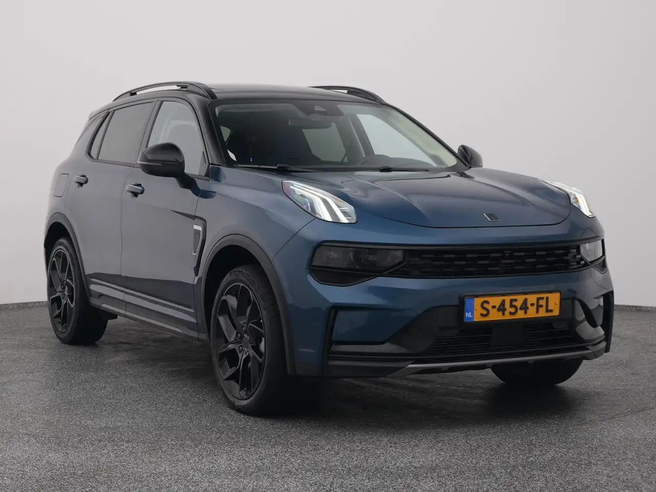 Lynk & Co 01 2023