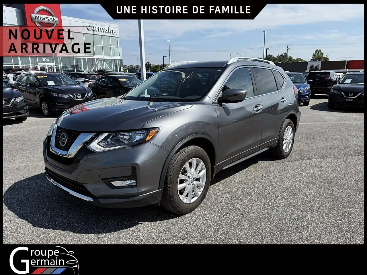 Nissan Rogue fotografie Nissan Rogue