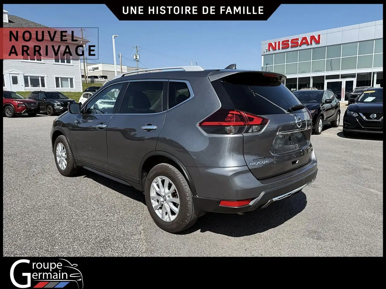 Nissan Rogue fotografie Nissan Rogue