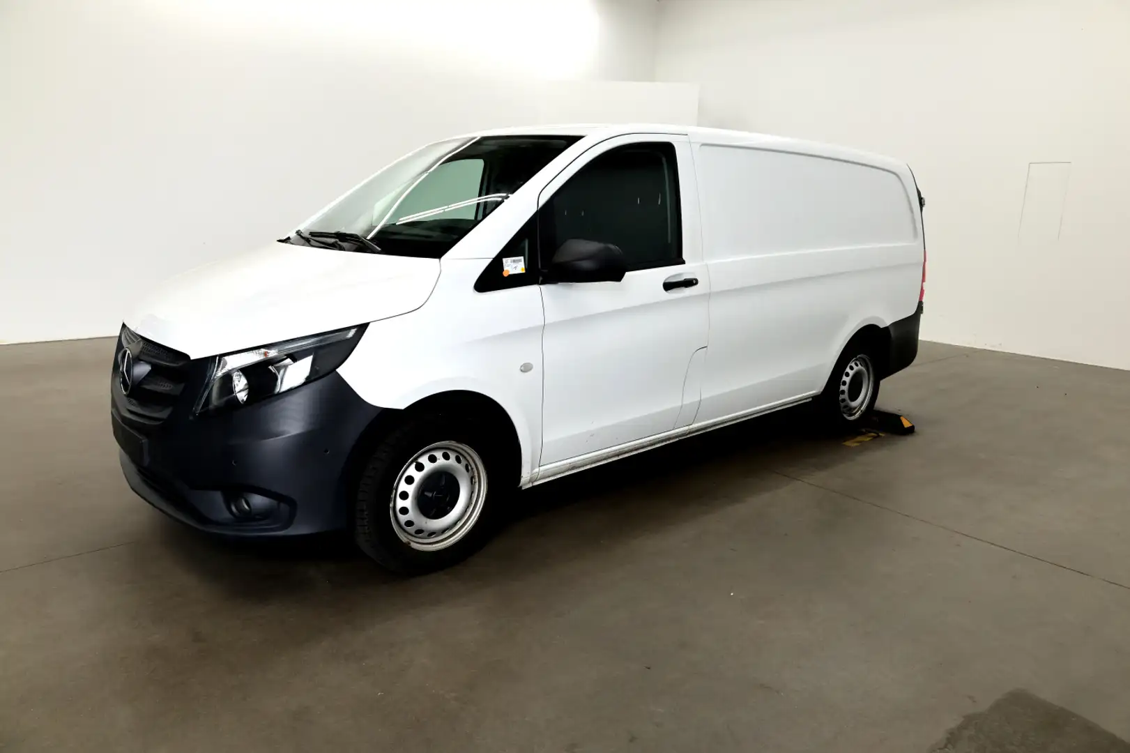 Mercedes-Benz Vito 114 CDI KA Lang L2 Sortimo Regale/Werkstatt Blanc - 2