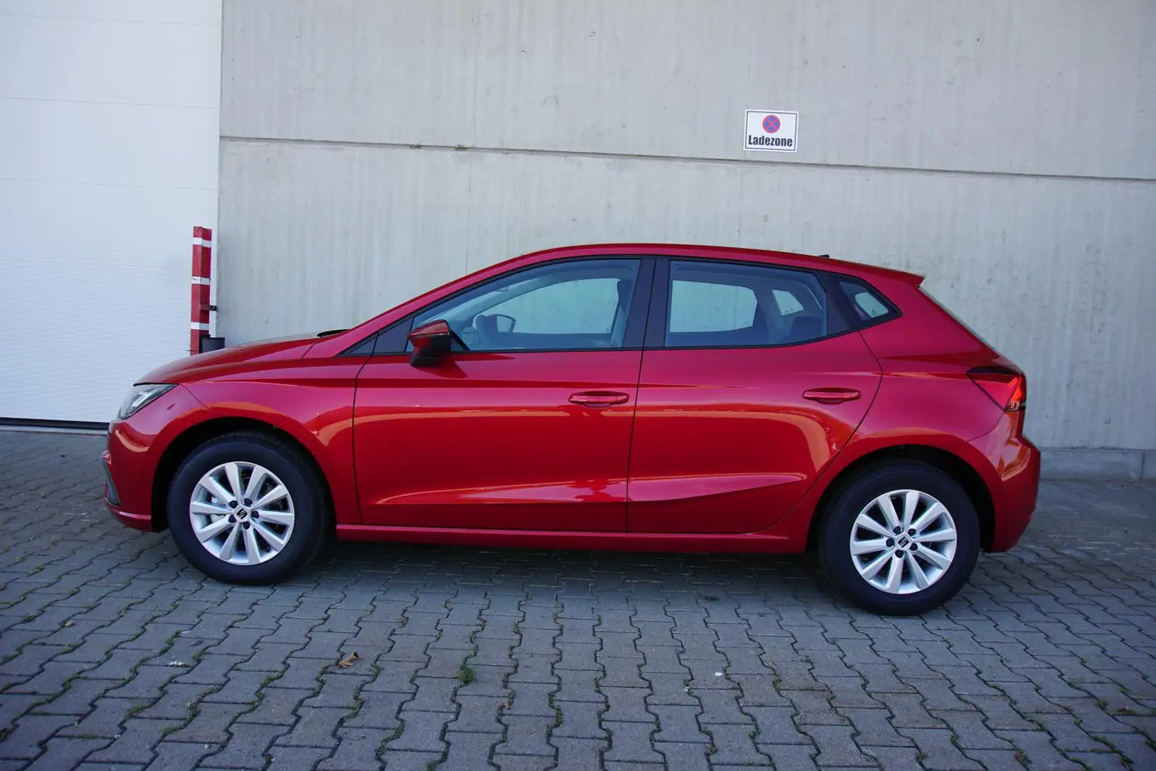SEAT Ibiza 1.0TSI Style Navi/MirrorLi PDC Tempomat Rot - 2